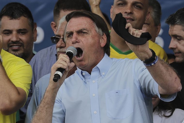 En la primera elección Bolsonaro consiguió el 43.2 % de los votos, Lula por su lado, el 48.4 %.  Foto: EFE