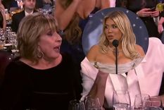 La conductora y su reacción posterior a los premios.