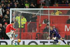 cristiano ronaldo se escapo un penal y el manchester united se despidio de la fa cup