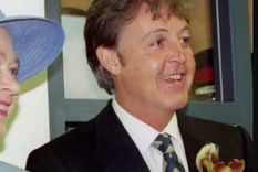 La reina Isabel II y Paul MacCartney compartiendo uno de sus tantos eventos. Foto: Instagram @paulmccartney