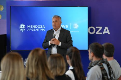 Alfredo Cornejo encabezó la presentación del nuevo Fondo de Inversión en Innovación en Mendoza. Alfredo Cornejo encabezó la presentación del nuevo Fondo de Inversión en Innovación en Mendoza.
