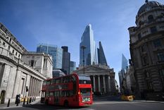 reino unido analiza una cuarentena para viajeros