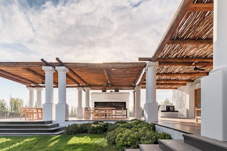 La galería, una parte esencial del restaurante: posee una vista impresionante. Foto: Gentileza