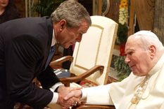 el argentino que fue correo entre juan pablo ii y bush por irak