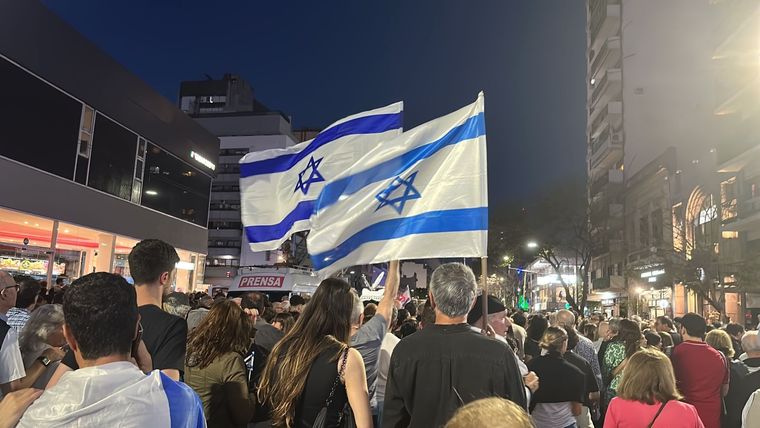 Marcha Se realiza en apoyo a Israel y fue convocada por la DAIA, la AMIA y la OSA Foto: Josefina Godoy/MDZ