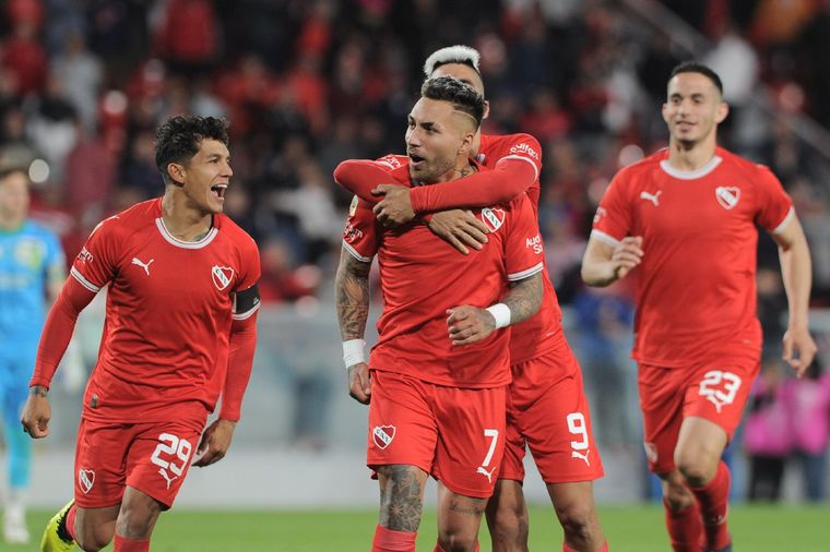 Batallini le dio el triunfo a Independiente contra Banfield. Foto: Télam