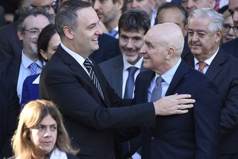 La sombra de José Luis Esper merodea el caso de Manuel Adorni. Foto: Juan Mateo Aberastain / MDZ La sombra de José Luis Esper merodea el caso de Manuel Adorni. Foto: Juan Mateo Aberastain / MDZ