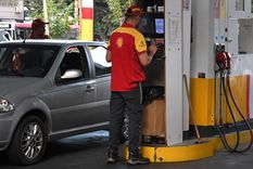 La actualización de los valores será menor a la prevista a raíz de la decisión del Gobierno de postergar el impacto en los impuestos a los combustibles. Foto: Santiago Tagua/MDZ