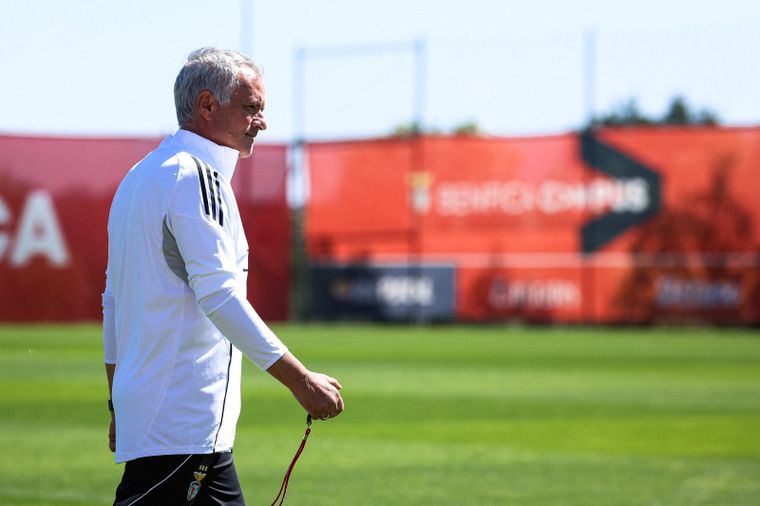 José Mourinho, flamante entrenador del Benfica.
