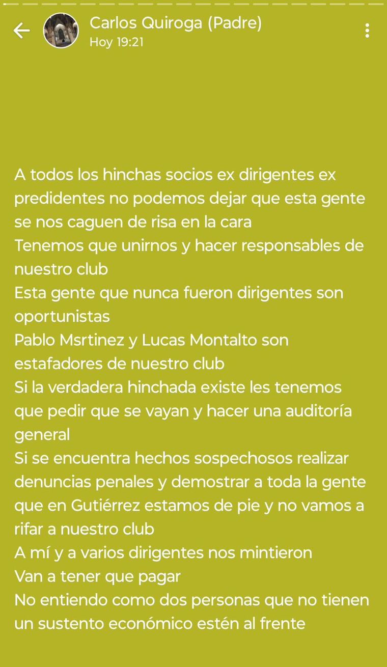 Los posteos del expresidente Carlos Quiroga que generó revuelo en Gutiérrez Sport Club. Los posteos del expresidente Carlos Quiroga que generó revuelo en Gutiérrez Sport Club.