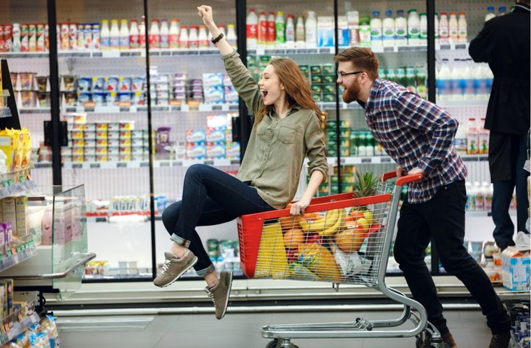 ¿Será que los supermercados argentinos se convertirán en el nuevo lugar de encuentro para solteros? Foto: Shutterstock