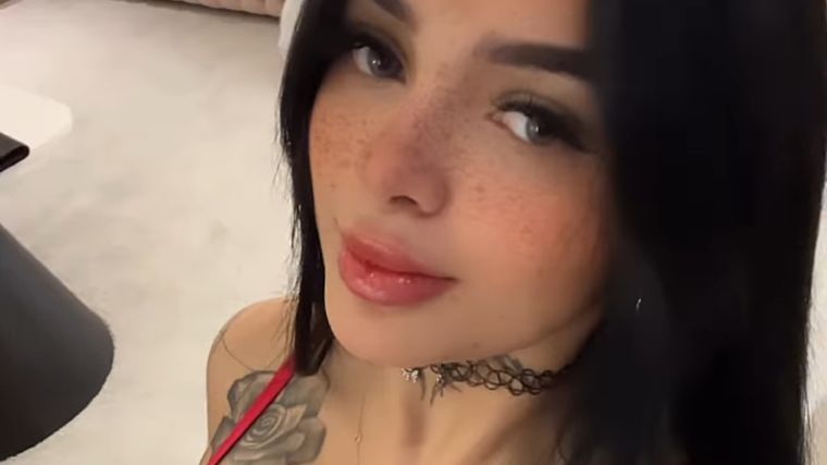 Karely Ruíz Desafiandose a sí misma. Foto: Fuente: imagen - Instagram @karelyruiz