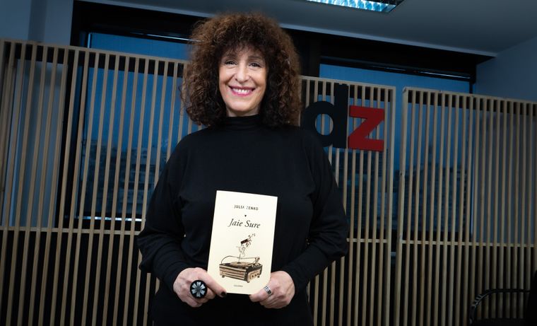 La artista encontró en la escritura una forma de expresar todo lo que había guardado toda la vida.