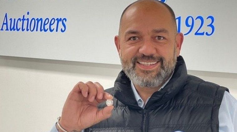 La casa Featonby de Londres exhibió la pieza. Foto: Featonby.