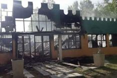 un rayo provoco un incendio y destruyo un salon en san martin