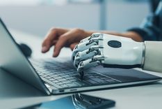 Google lanza una plataforma con cursos de IA.