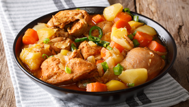 Gusto a hogar: receta de estofado de pollo y papas súper reconfortante. Gusto a hogar: receta de estofado de pollo y papas súper reconfortante.