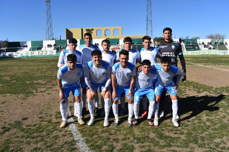 Gutiérrez Sport Club sumó otra derrota en el Federal A al caer 2 a 0 ante Estudiantes de San Luis.&nbsp;