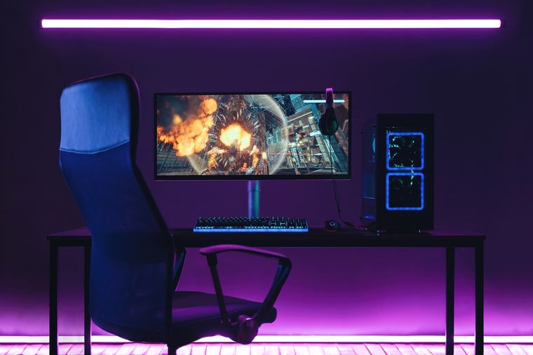 Una de las PC gama media más tentadoras: potente para trabajo y gaming de entrada, lista para usar, pero sin sistema operativo incluido. Una de las PC gama media más tentadoras: potente para trabajo y gaming de entrada, lista para usar, pero sin sistema operativo incluido.