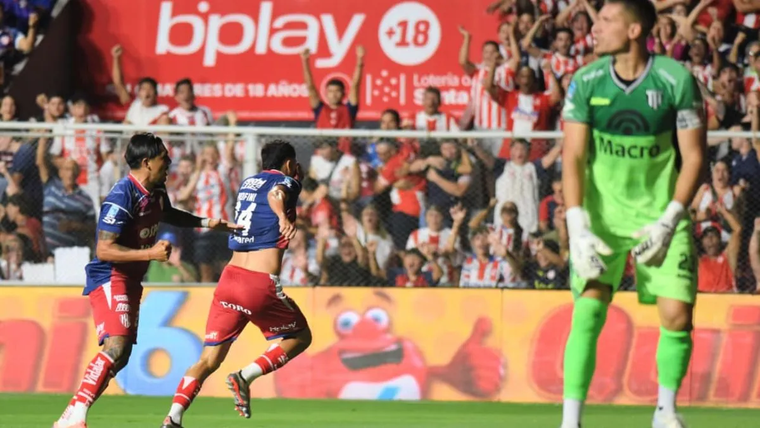 Gimnasia y Esgrima la pasó mal en Santa Fe.&nbsp;