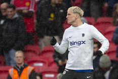 Alejandro Garnacho no fue bien recibido por los hinchas del United en su regreso a Old Trafford. Alejandro Garnacho no fue bien recibido por los hinchas del United en su regreso a Old Trafford.