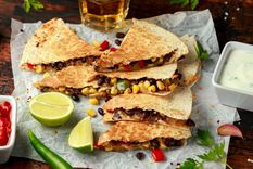 Quesadillas de frijoles y elote Una receta simple y deliciosa en pocos minutos Foto: Shutterstock