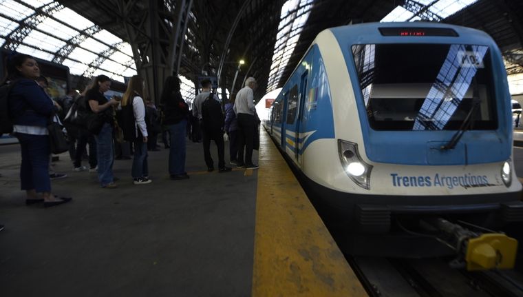 Contuán las obras de renovación en distintos ramales del Tren Mitre.