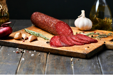 Salchichas de salami: beneficios y secretos de su preparación Foto: Shutterstock
