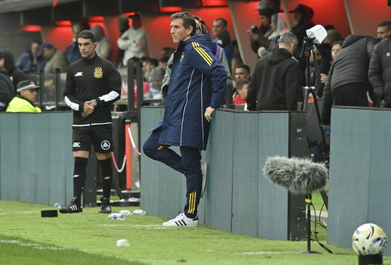 Úbeda prepara sorpresas en la formación de Boca ante Estudiantes.