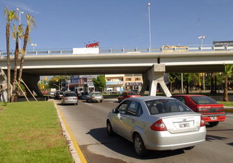 Desde ahora, los cortes pasarán a las 23 para evitar problemas de tránsito. Foto: MDZ