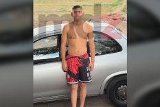 Benjamín Alaniz, el joven detenido por el asesinato de Cynthia Landi y el Chevrolet Corsa que manejaba en el hecho de sangre. (Se pixela el rostro porque puede pasar a rueda de personas)