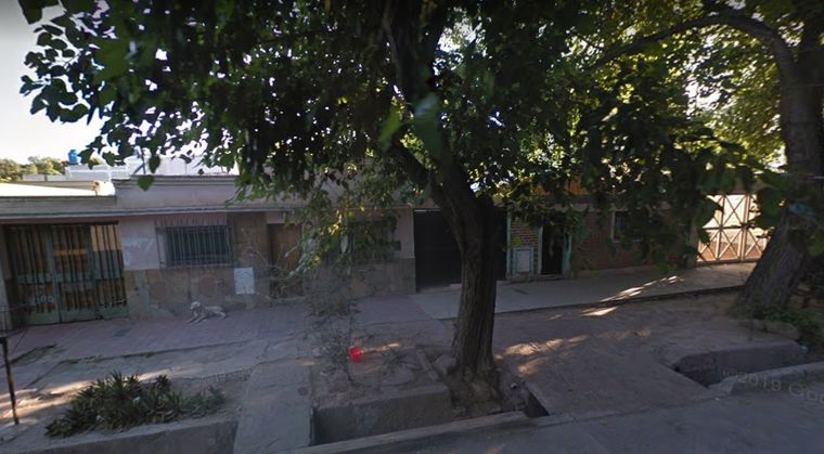 La calle del incidente La casa estaba revuelta y había signos de pelea.