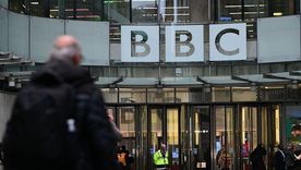 Dos de los máximos responsables de la BBC renunciaron tras detctar un "error" en un documental sobre Trump.