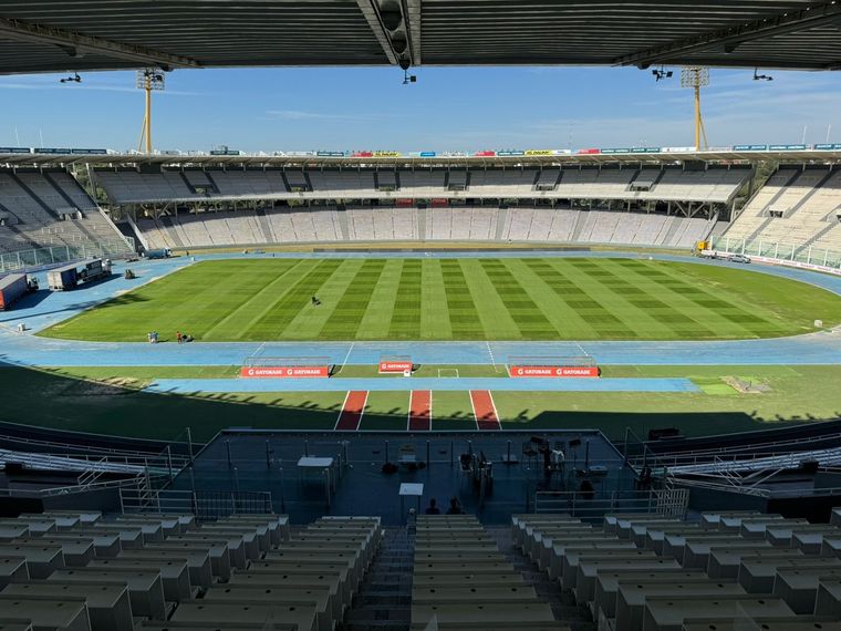 Así luce el Kempes a un día del Superclásico. Foto: @DeportesCba