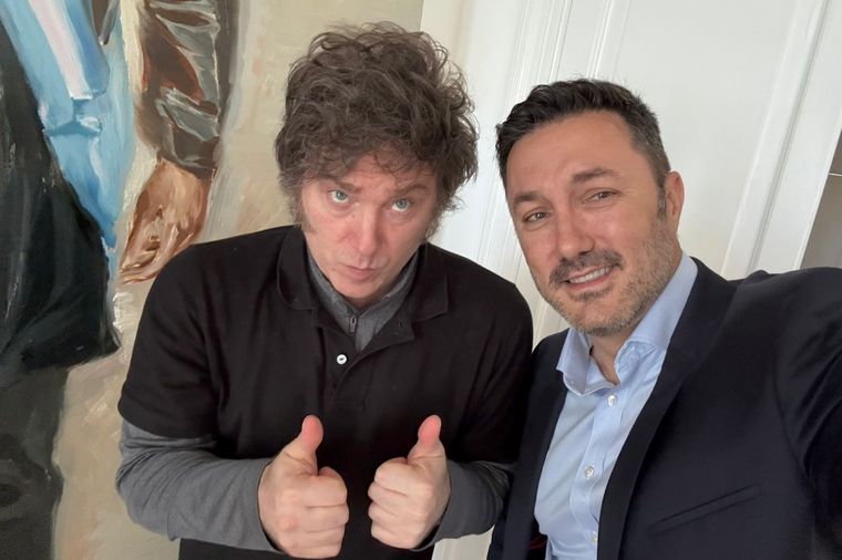 El presidente Javier Milei junto con el ministro de Defensa Luis Petri tras un encuentro donde trabajaron sobre la presentación del nuevo proyecto de Ficha Limpia. Foto: X (@LuisPetri)