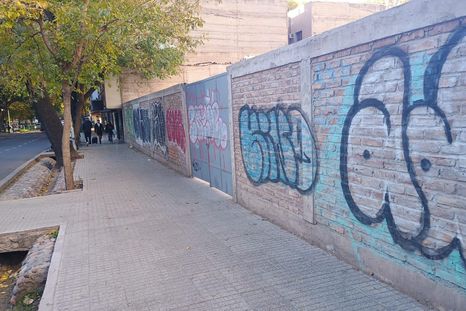 El terreno céntrico, propiedad de Irrigación, tiene un precio base de $39 millones y se vende por Superbid. El terreno céntrico, propiedad de Irrigación, tiene un precio base de $39 millones y se vende por Superbid.