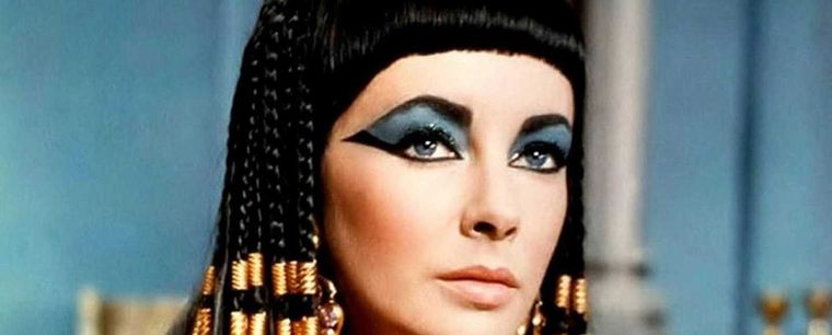 Cleopatra jamás dormía sin su crema de noche