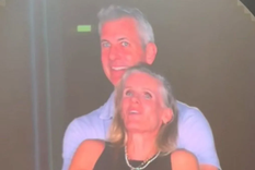 La pareja de viral vuelve aparecer con otro incómodo momento.&nbsp;