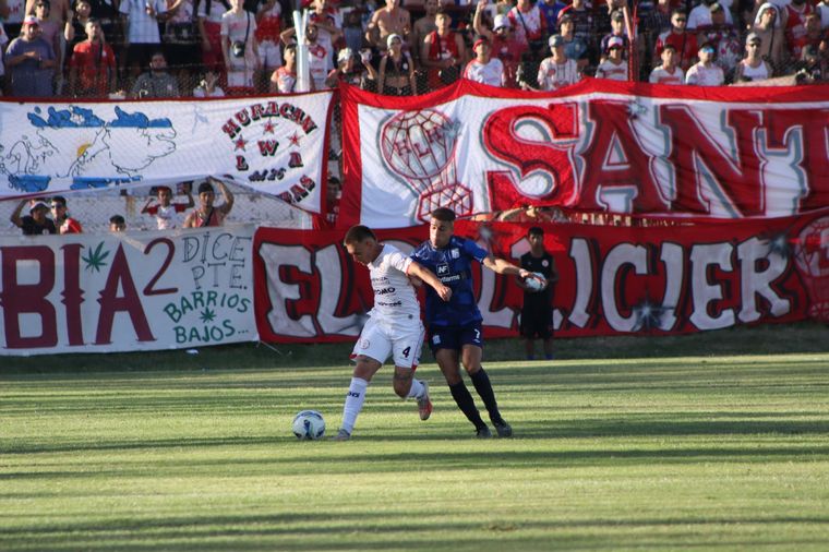 El Globo sigue invicto Foto: Prensa HLH