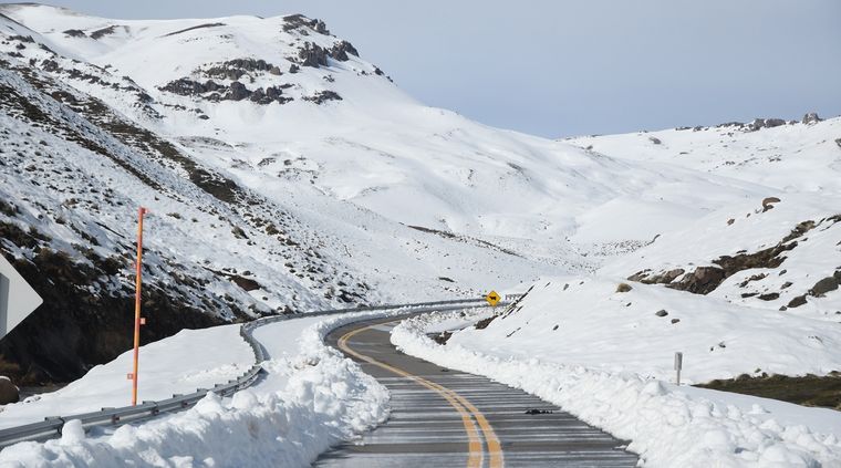 ruta con nieve paso a chile por malargue (8).JPG