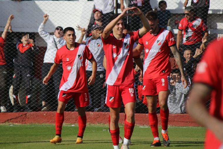 El Deportivo Maipú intentará volver al triunfo tras las derrotas ante Chacarita y San Martín de Tucumán. Foto: Deportivo Maipú