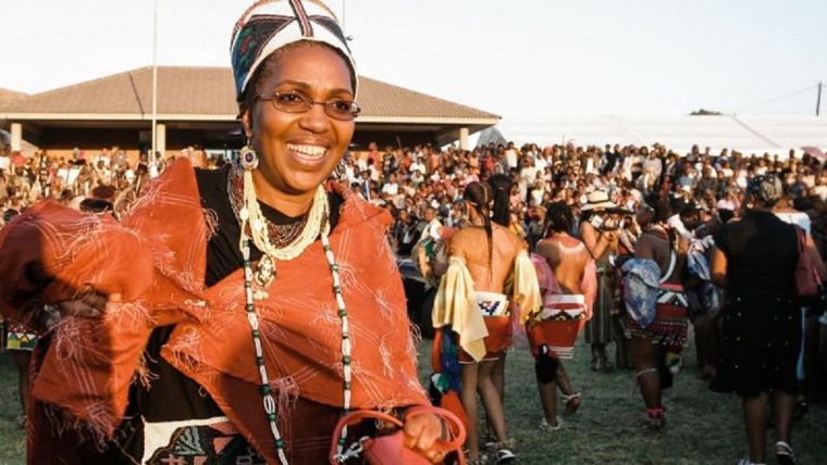 La reina Mantfombi Dlamini-Zulu, aquí en una imagen de 2004, murió inesperadamente a finales de abril. Foto: AFP