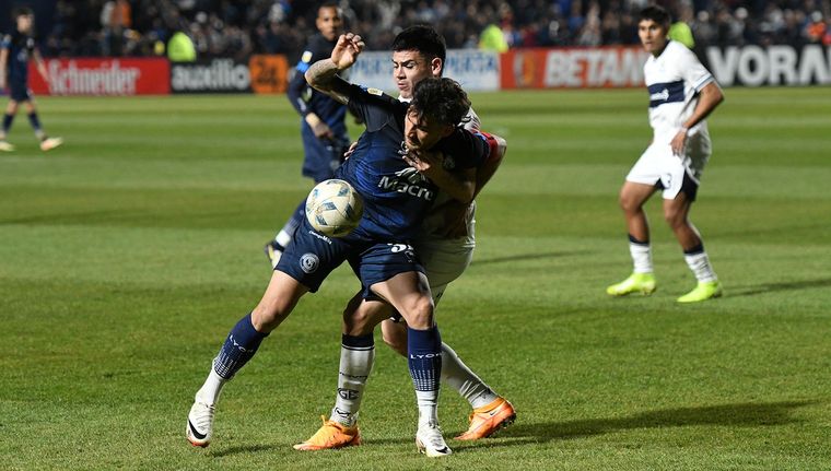 Asenjo, un gol en 20 partidos. Foto: Santiago Tagua/MDZ