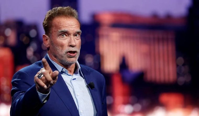 Arnold Schwarzenegger abrió una oscura parte de su pasado familiar.