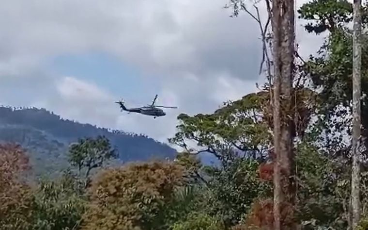 Por el accidente, murieron cuatro militares colombianos Foto: Captura de video