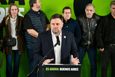 El candidato del peronismo, Leandro Santoro, cerró con el 27,34% de los votos Foto: NA