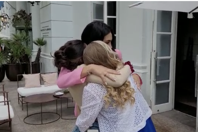 MDZol | Un abrazo que fue aplaudido. Foto: Priscila Mateos