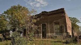 La iniciativa presentada en la Legislatura bonaerense busca que no haya más pueblos fantasmas, como San Mauricio partido de Rivadavia, en la provincia de Buenos Aires. La iniciativa presentada en la Legislatura bonaerense busca que no haya más pueblos fantasmas, como San Mauricio partido de Rivadavia, en la provincia de Buenos Aires.