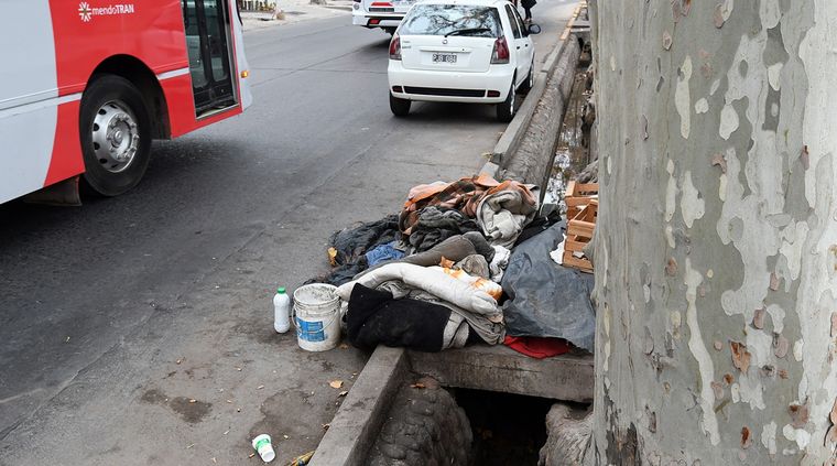 En el Gran Mendoza hay decenas de personas en situación de calle Foto: ALF PONCE MERCADO / MDZ