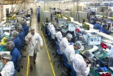 la multinacional que fabrica celulares samsung y lg analiza irse del pais